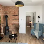 Apart Rembricz